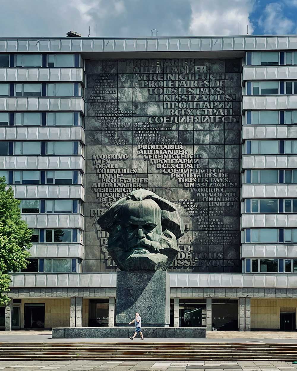 chemnitz-karl-marx-statue-text-1000 Chemnitz Karl Marx Statue